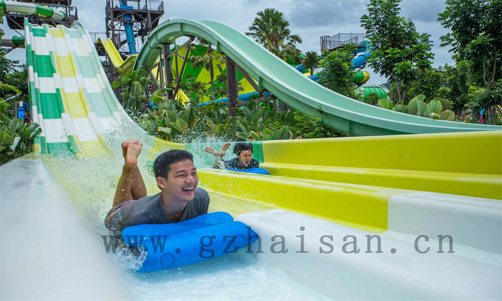 如何选择适合儿童的水上乐园设备？