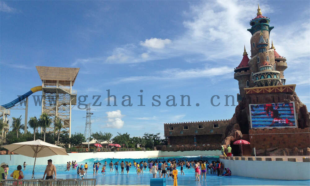 水上乐园管理公司：欢乐水域的领航者
