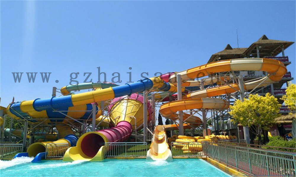 如何安全使用和管理好水滑梯的13点