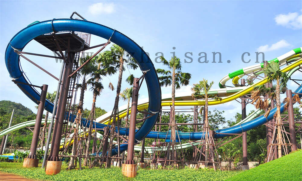 螺旋水滑梯：畅享水上狂欢，挑战极限刺激