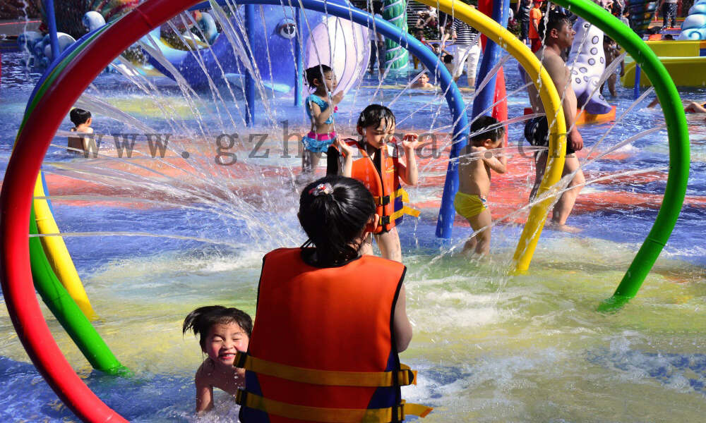 水上乐园的水上滑梯水娱乐设备有哪些创新？